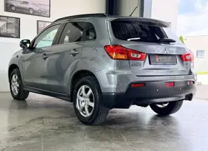 Mitsubishi ASX 1.8 DI-D Inform 2WD+1.Hand+Pano+Klima+Xenon Bild 4
