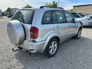 Toyota RAV 4 2.0 D-4D 4x4 Bild 4