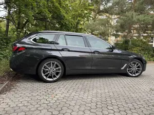 BMW 520 Luxury Line Bild 2