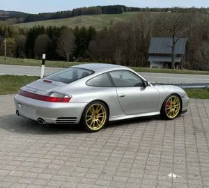 Porsche 996