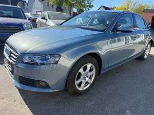 Audi A4 Attraction~2 Hand~Motor Generalüberholt~