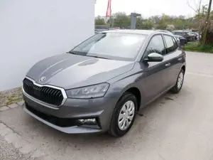 Skoda Fabia Selection 1.0 TSI DSG*NAVI-ÜBER-SMARTLINK*LED*P...