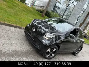 smart forFour forfour*NAVI*KLIMAAUTO*SITZHZ*LEDER