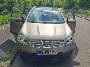 Nissan Qashqai+2