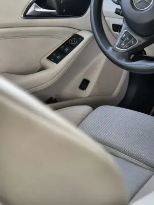 Mercedes-Benz CLA 180 d 7G-DCT