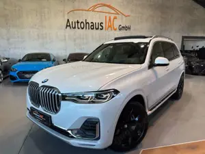 BMW X7 /xDrive/40/i/Design/Pure/Excellence/M/PANO/7.S