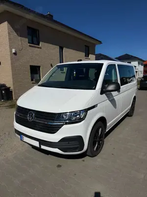 Volkswagen T6.1 Multivan Multivan T6.1 Kurz DSG Trendline 7 Sitze AAC