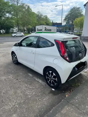 Toyota Aygo Bild 2