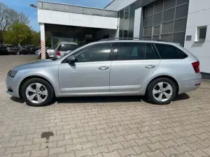 Skoda Octavia Bild 2