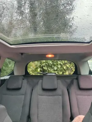 Peugeot 5008 Bild 5