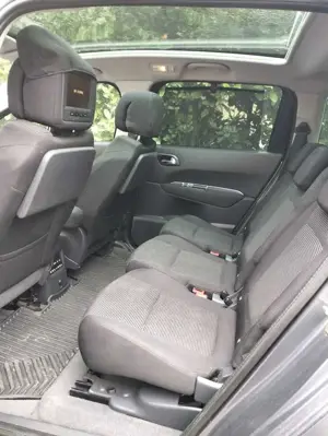 Peugeot 5008 Bild 3