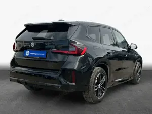 BMW iX1 M Sportpaket LED* Head-Up* SHZ* Bild 2