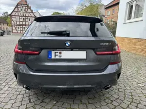 BMW 330 Bild 5