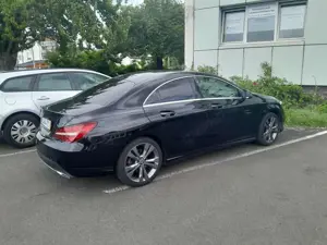 Mercedes-Benz CLA 180 Urban Bild 5