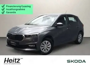 Skoda Fabia TSI Essence LED SmartLink SHZ PDC Tel-vorb