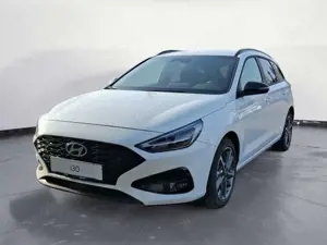 Hyundai i30 1.5 T-GDI Hybrid Advantage
