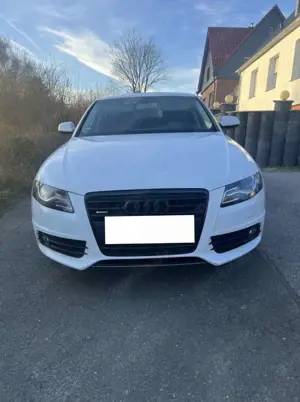 Audi A4 Attraction quattro