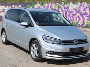 Volkswagen Touran Touran 1.2 TSI (BlueMotion Technology) SOUND Bild 2