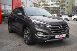 Hyundai TUCSON 2.0 CRDi 4WD LED Navi 4x Sitzheizung PDC AH Bild 4