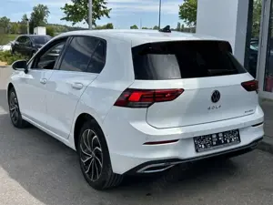 Volkswagen Golf 1.4 TSI DSG STYLE eHybrid GARANTIE+HEAD-UP+ Bild 3