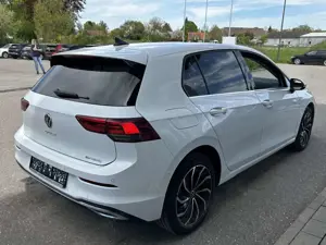 Volkswagen Golf 1.4 TSI DSG STYLE eHybrid GARANTIE+HEAD-UP+ Bild 5