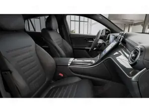 Mercedes-Benz GLC 220 d 4MATIC Coupé AMG PANO AHK DISTR MEMORY Bild 5