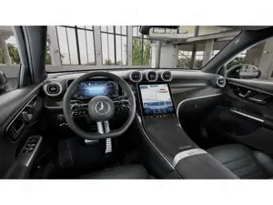 Mercedes-Benz GLC 220 d 4MATIC Coupé AMG PANO AHK DISTR MEMORY Bild 4