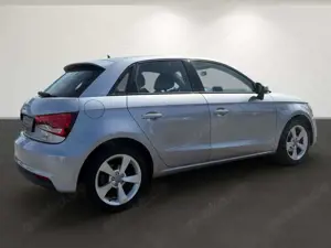 Audi A1 1.0 TSI Bild 5