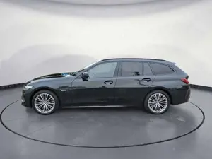 BMW 320 e Touring Aut. AHK Sitz Memory HiFi 18' Bild 4