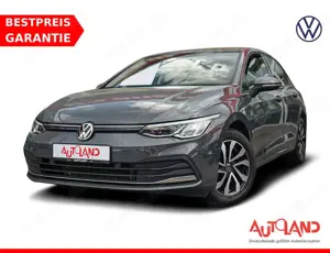 Volkswagen Golf VIII 1.5 TSI Life LED Navi Sitzheizung DAB
