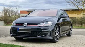 Volkswagen Golf GTI Golf 2.0 TSI OPF DSG GTI Leder Anhängerkuppl Standheizung Scheibenheizung