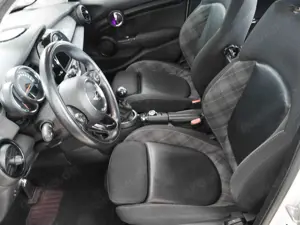 MINI Cooper Bild 2