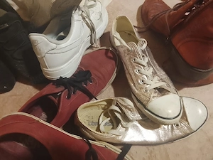 diverse schuhe abzugeben, deutlich gebraucht! Bild 3