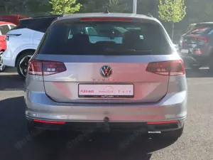 Volkswagen Passat Variant 1.5 TSI Business LED Navi ACC AHK Bild 5