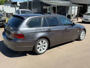 BMW 320 d Touring Panorama+SHZ+Tempomat Bild 3