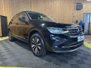 Volkswagen Tiguan 1,5 TSI Move DSG *Navi*ACC*Kam*LED*AHK Bild 4