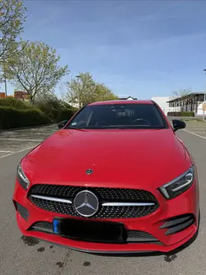 Mercedes-Benz A 180 Mercedes Benz A180d AMG line