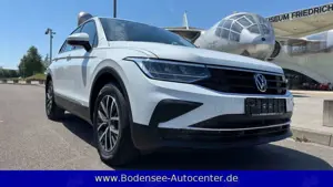 Volkswagen Tiguan Life Sport-Utility AHK/LED/ACC/ 1.Hand/23
