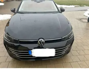 Volkswagen Passat Variant Passat Variant 2.0 TDI SCR DSG Elegance HUD AHK Pa Bild 3