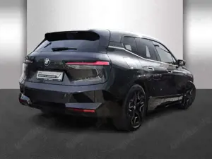 BMW iX xDrive40 Bild 2