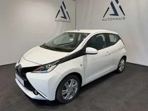 Toyota Others AYGO x-play touch Kamera Bluetooth LED Temp