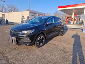 Opel Grandland X Bild 2