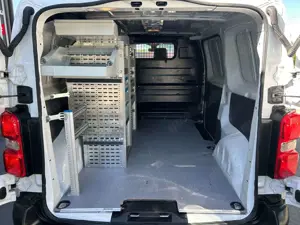 Opel Vivaro Kasten L2 Sortimo Regal Kamera Navi PDC