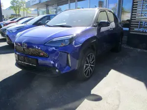 Toyota Yaris Cross 1.5 E FWD GR Sport ACC+LED+Navi+SHZ Bild 2