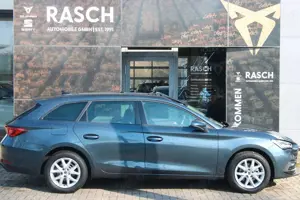 SEAT Leon Sportstourer Style 1.5 eTSI DSG+NAVI+SHZ+PD Bild 5