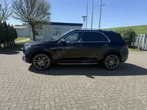 Mercedes-Benz GLE 400 d 4Matic 9G-TRONIC AMG Line Bild 2