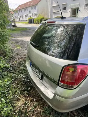 Opel Astra 1.9 CDTI Sport Bild 4