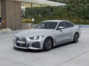 BMW i4 eDrive40 [M Sport, LC Plus, AHK, ACC, RFK]