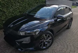 Skoda Enyaq 80 x Sportline "All Black"