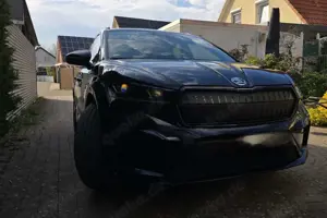 Skoda Enyaq 80 x Sportline "All Black" Bild 2